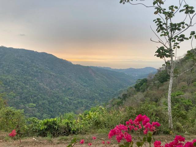 jaco waterfall hike mountain views