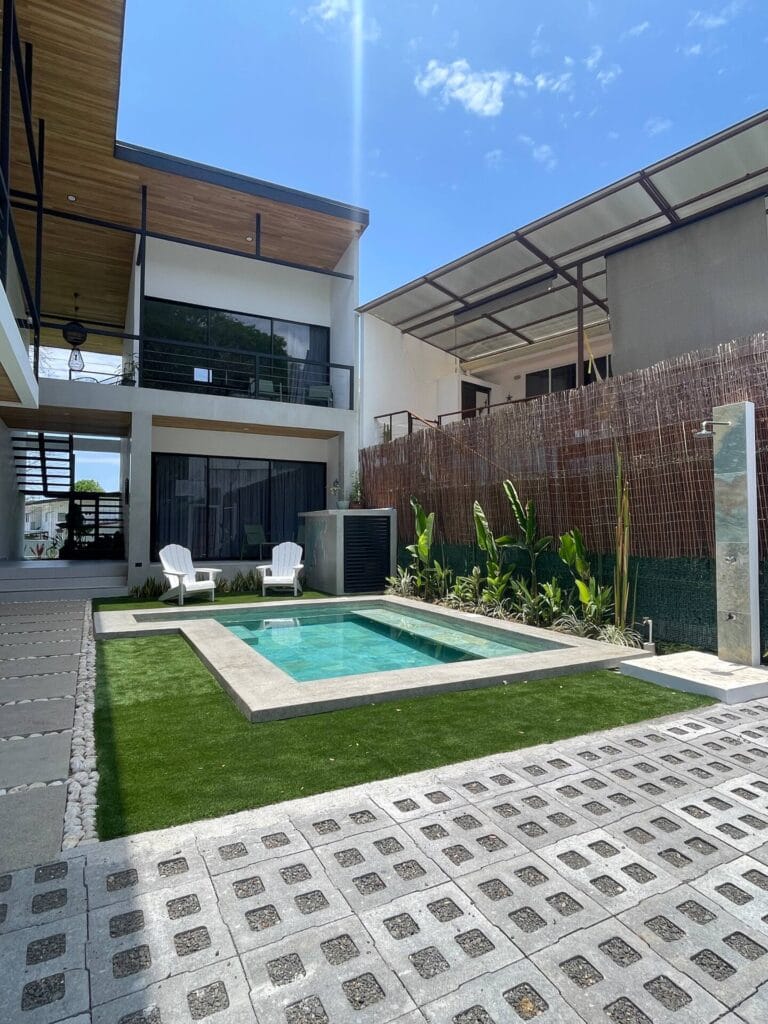 Modern villa with private pool at the Jaco BJJ retreat