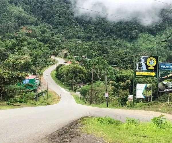 nauyaca waterfall nature park